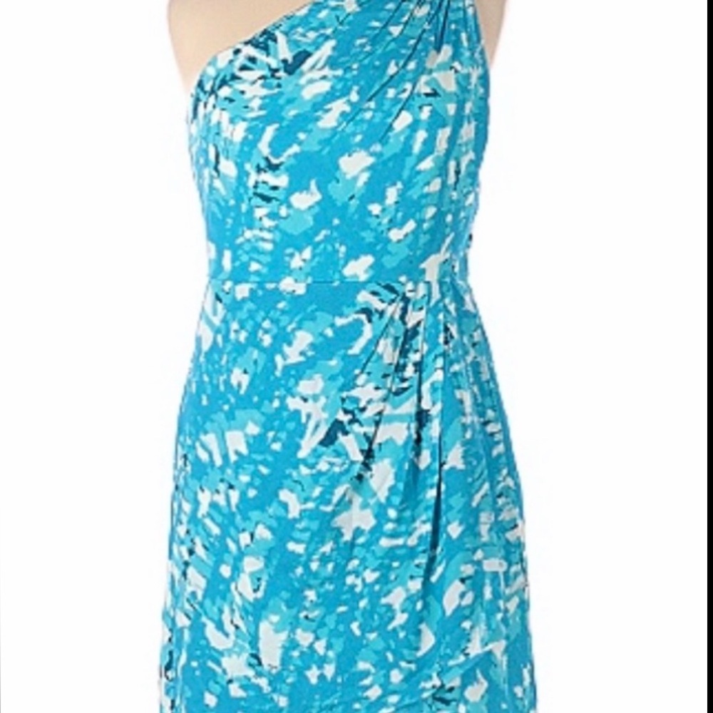 Shoshanna Oceania silk dress. In excellent condition. Luxury, resort-wear vibe.